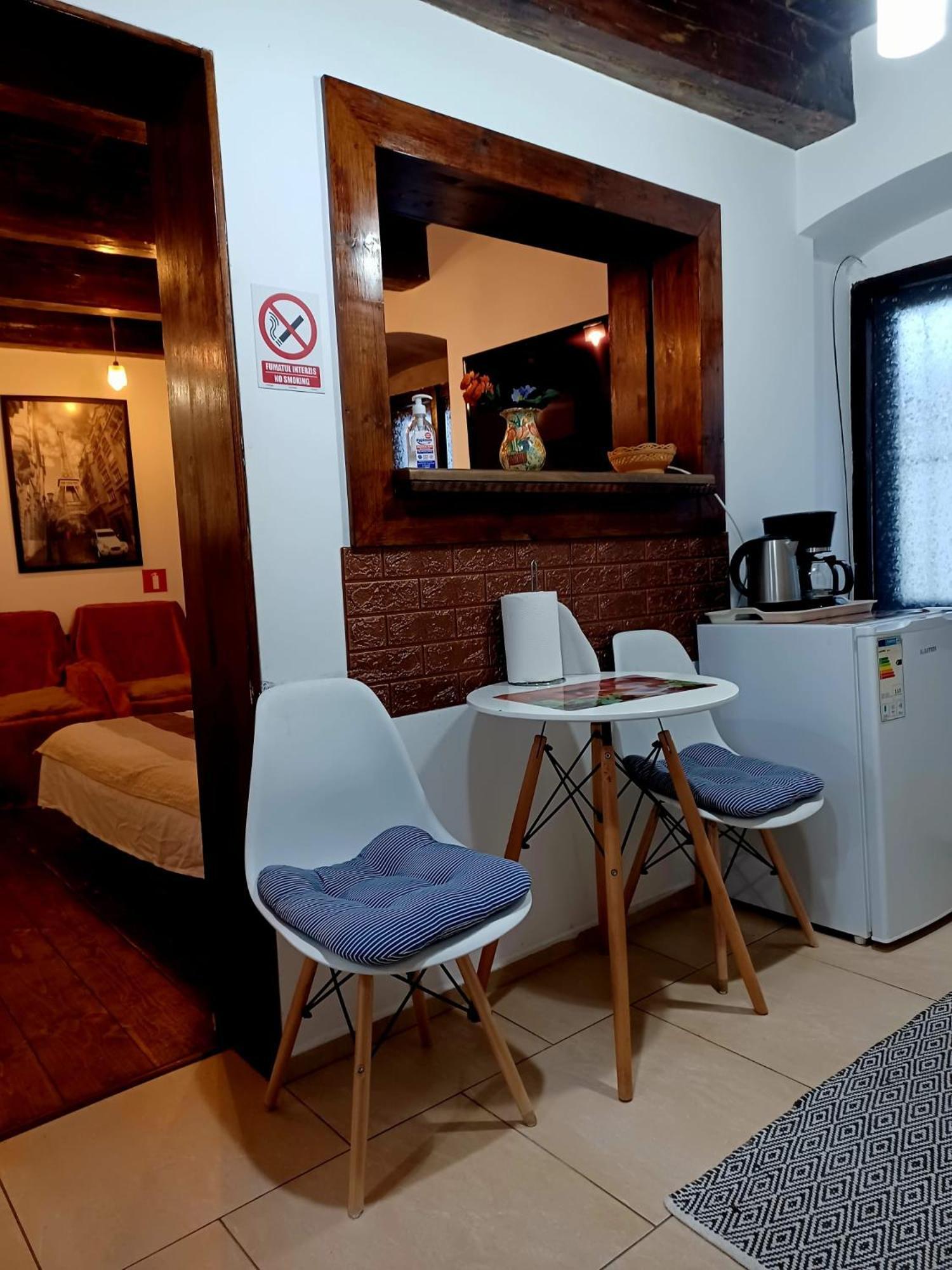 Historic Center Apartment Brasov Ngoại thất bức ảnh